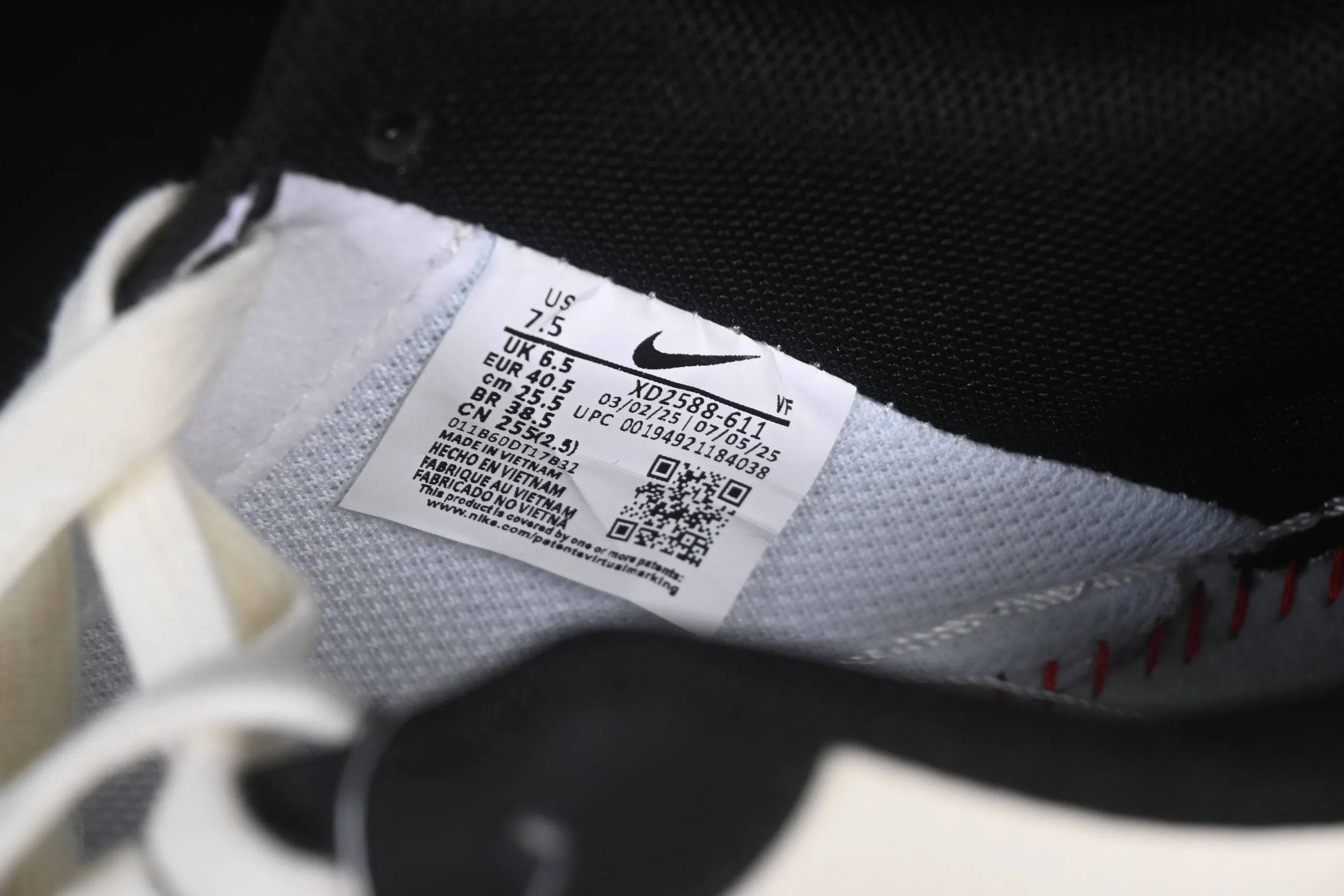 All categories Nk Air Force 1 Air Force series Nk Air Force 1 Low Air Force low-top Nike Air Force 1'07 Low Balenciaga co-branded off-white black hook printing Air Force 1 low-top casual sneakers XD2588-611